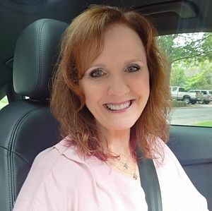 Meet your Posher, Valerie